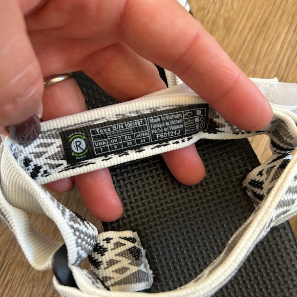 Teva Monochrome Patterned Sandals - Picture 8 of 10